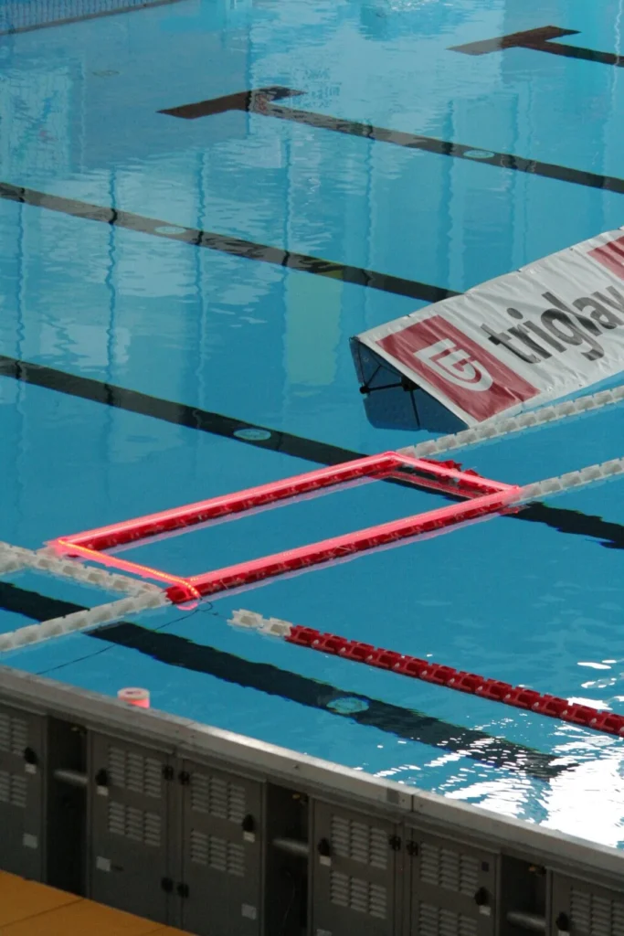 LED signalling in a water polo field